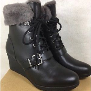 UGGs Janney Boots size 10 maybe worn once